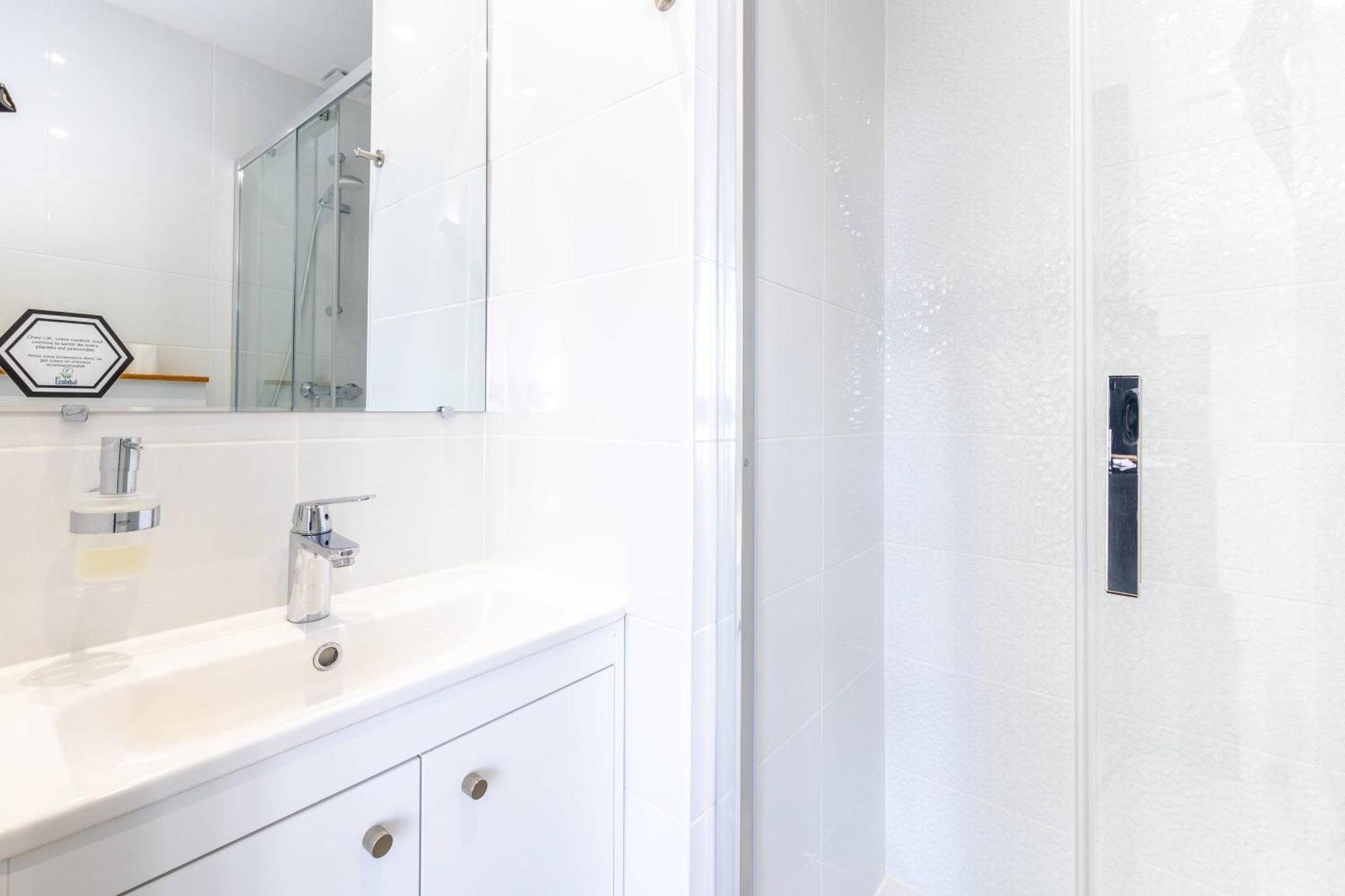 Lik Apparts Mabilay Rennes Habitación foto